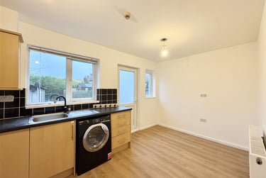 3 bed house, Aston Avenue, Lenton Abbey, Nottingham, NG92SS - Image 5